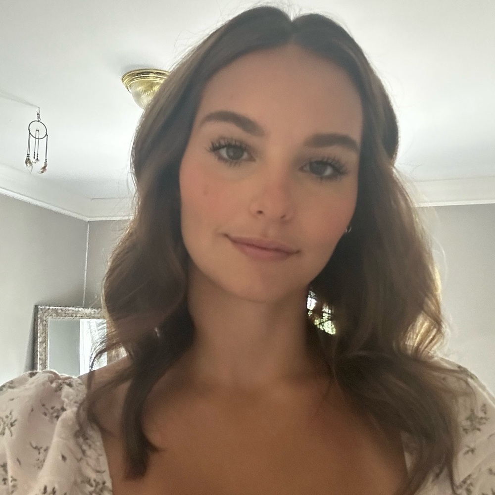 Meet your Posher, Shaine